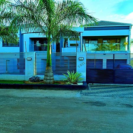 Holiday Villa Χαράρε Εξωτερικό φωτογραφία